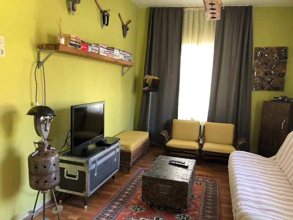 Antalya Kaleici Muhtesem Konum Katta Mutfakli Benzersiz Sik Daire