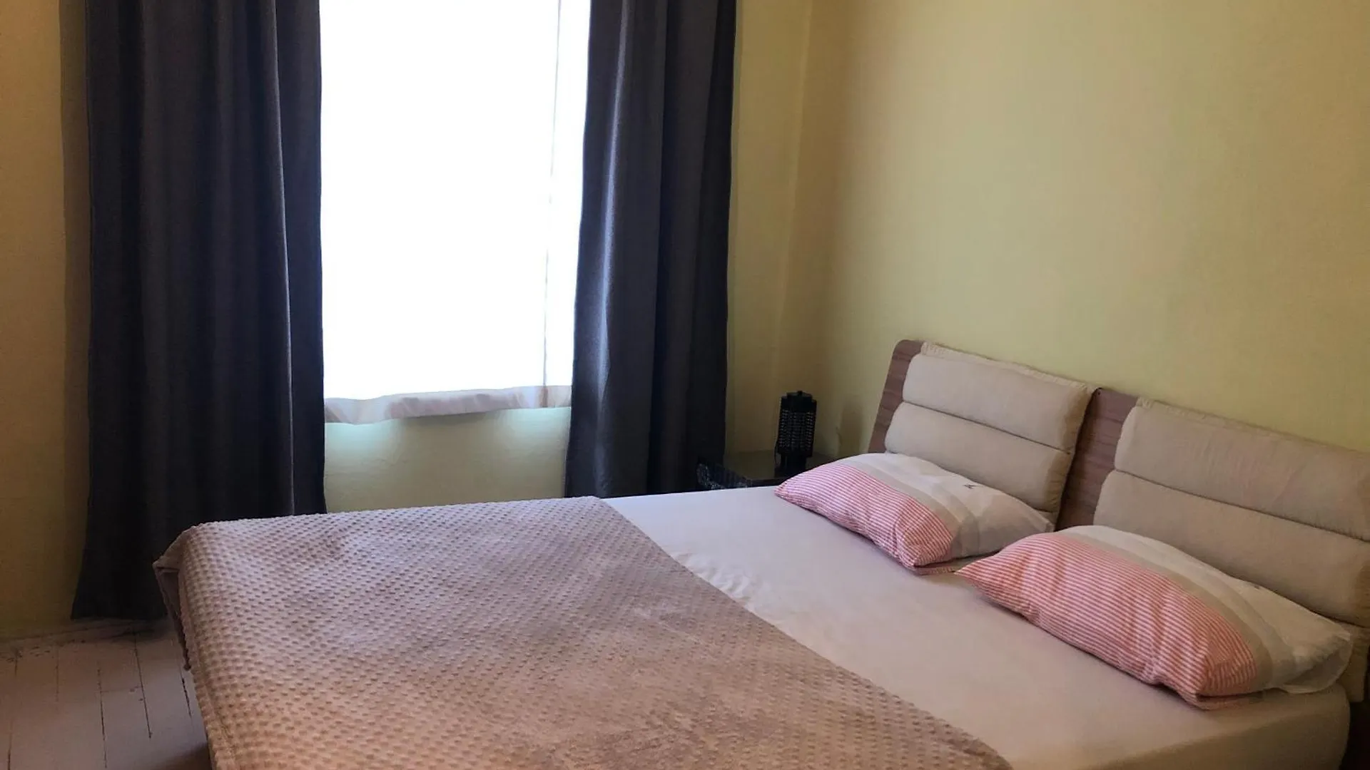 Apartament Antalya Kaleici Muhtesem Konum Katta Mutfakli Benzersiz Sik Daire